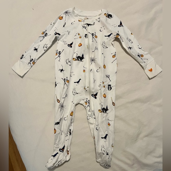 Holiday pj bundle - Picture 1 of 7